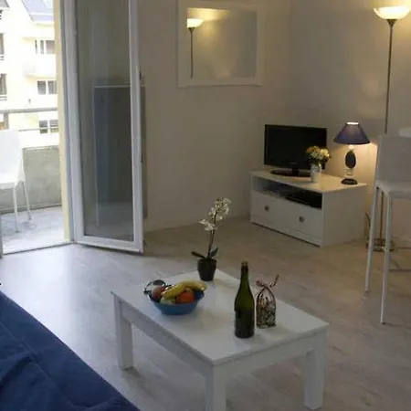 Les Isles De Sola Grancamp Studio